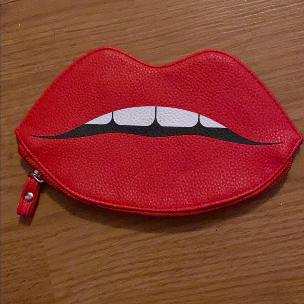 NYX Makeup Lips Travel Bag